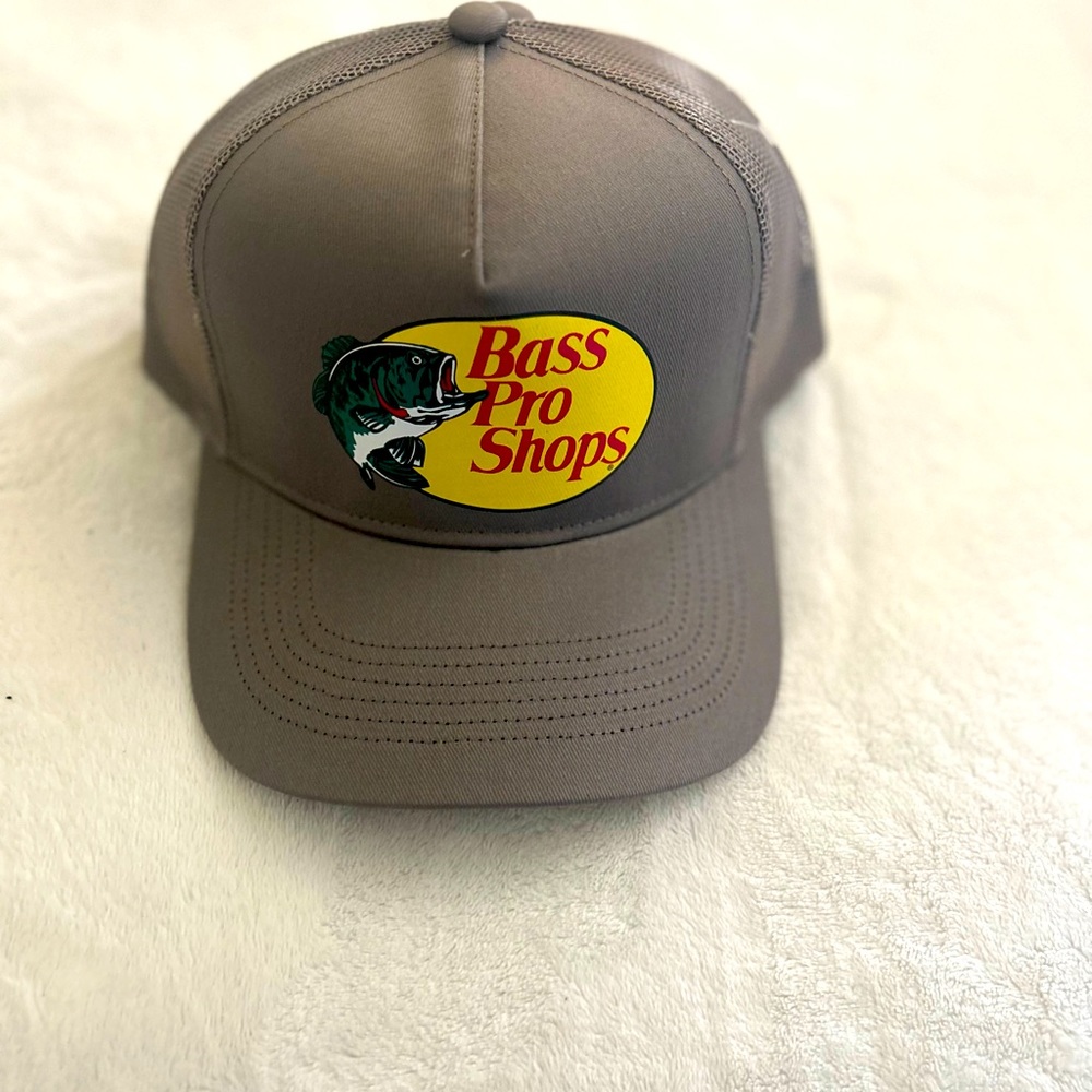 Bass Pro Shop gray trucker hat new